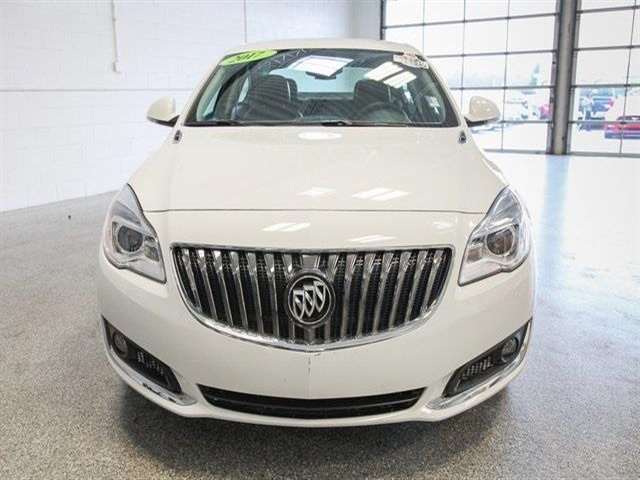 Buick REGAL 2017 photo 1